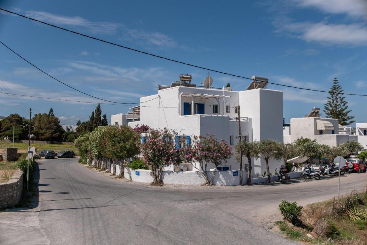 Livadia Seaside Studios 8 Páros Exterior foto